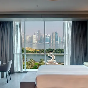 72 Hotel Sharjah Otel